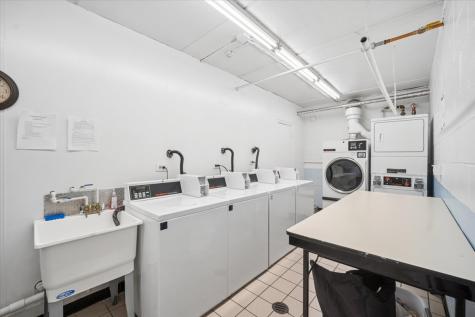 5400 Carriageway Drive Rolling Meadows IL 60008