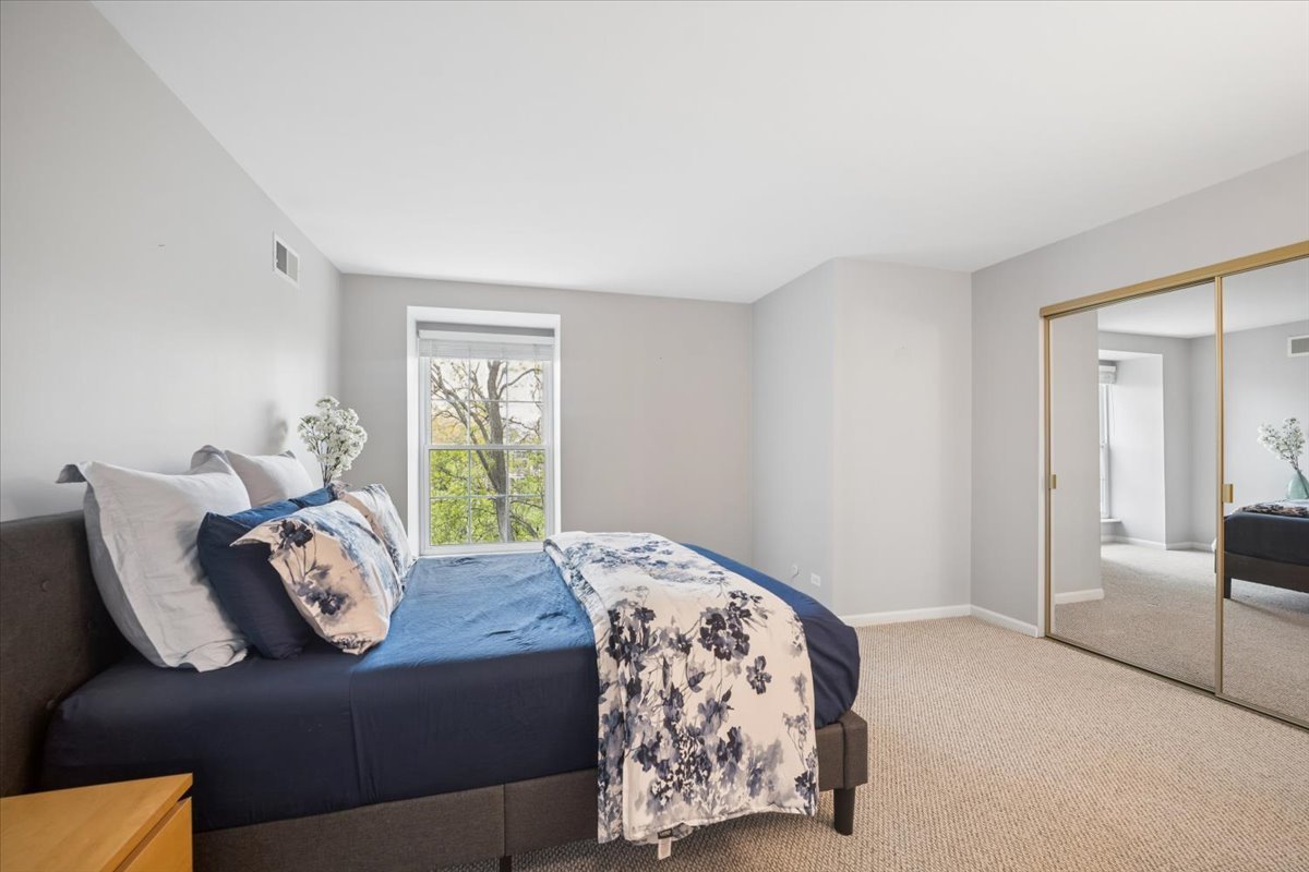 5400 Carriageway Drive Rolling Meadows IL 60008