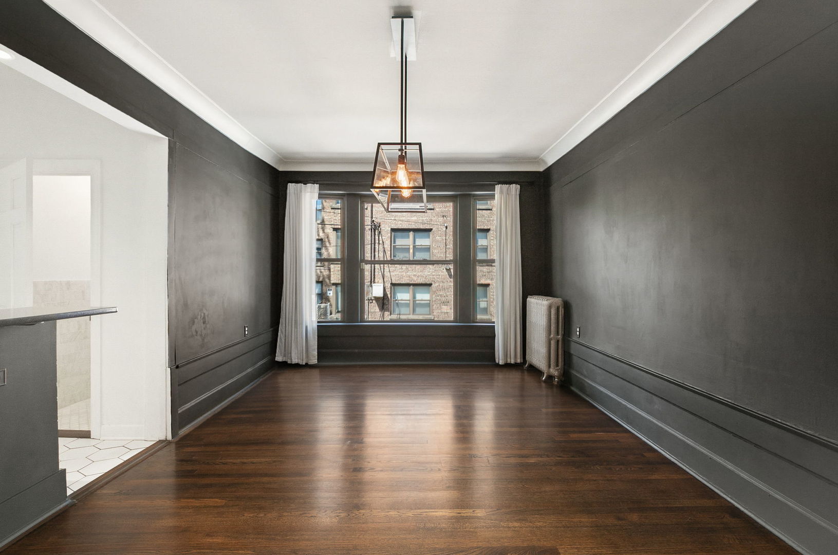 1221 East Hyde Park Boulevard Chicago IL 60615
