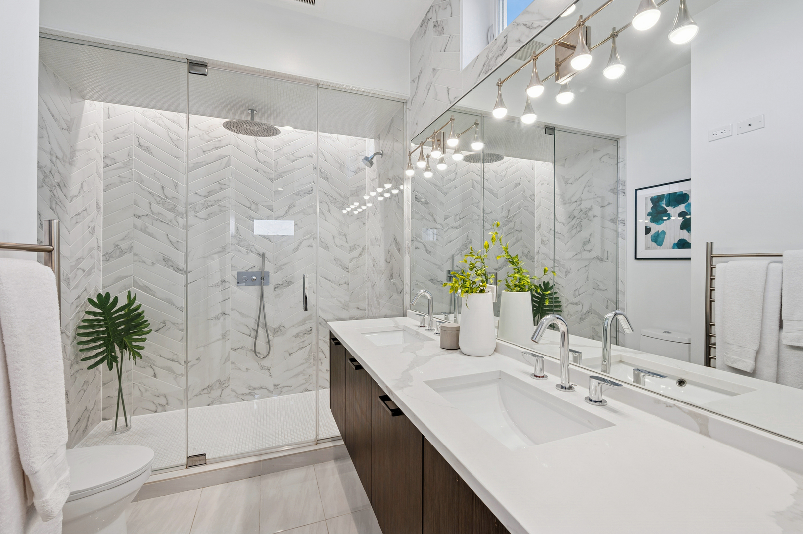 2237 North Hoyne Avenue Chicago IL 60647