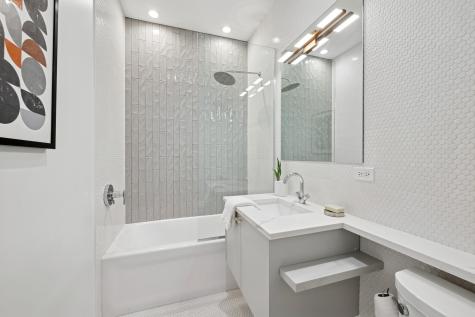 2237 North Hoyne Avenue Chicago IL 60647
