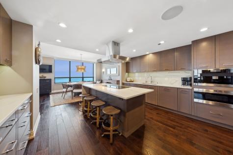 180 East Pearson Street Chicago IL 60611