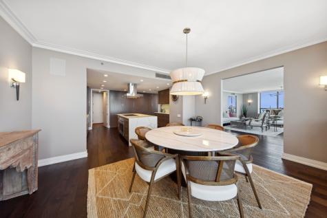 180 East Pearson Street Chicago IL 60611