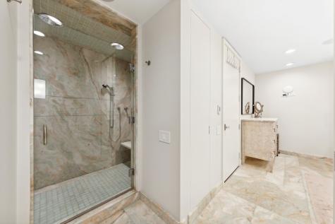 180 East Pearson Street Chicago IL 60611