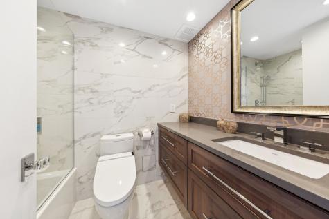 180 East Pearson Street Chicago IL 60611