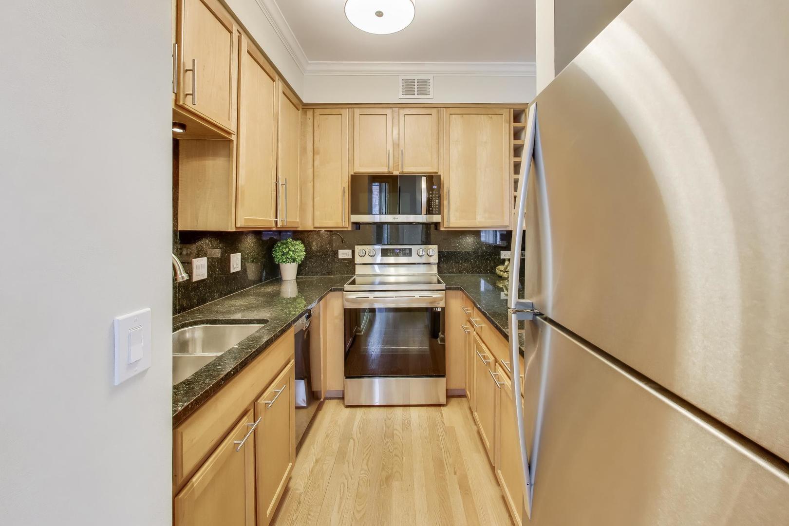 435 West Erie Street Chicago IL 60654