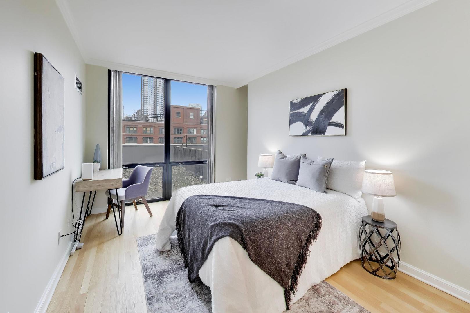 435 West Erie Street Chicago IL 60654
