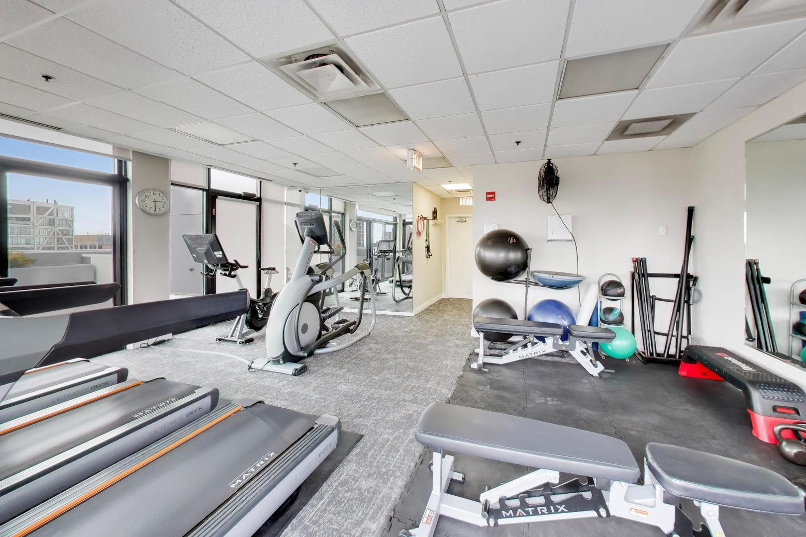 435 West Erie Street Chicago IL 60654