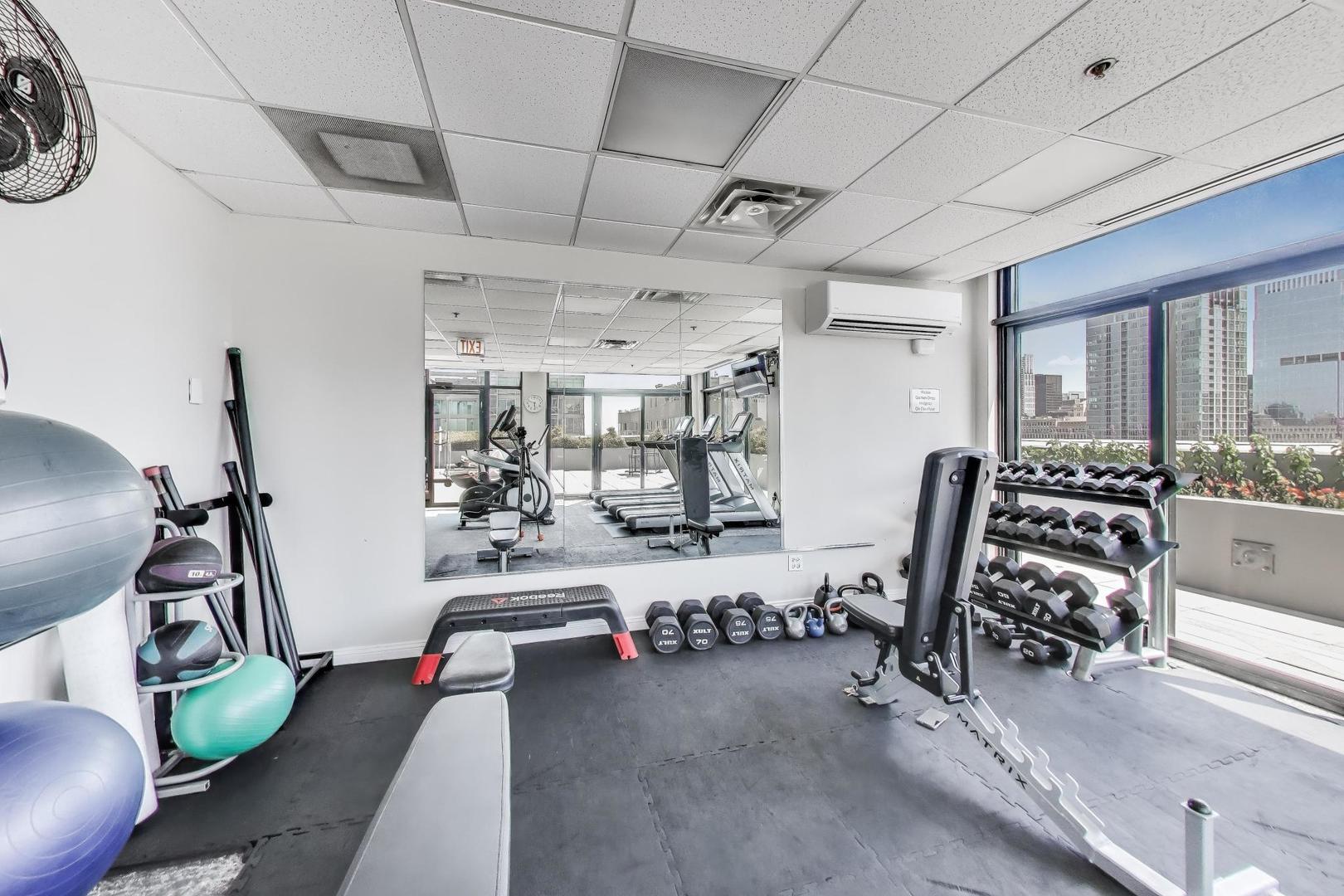 435 West Erie Street Chicago IL 60654