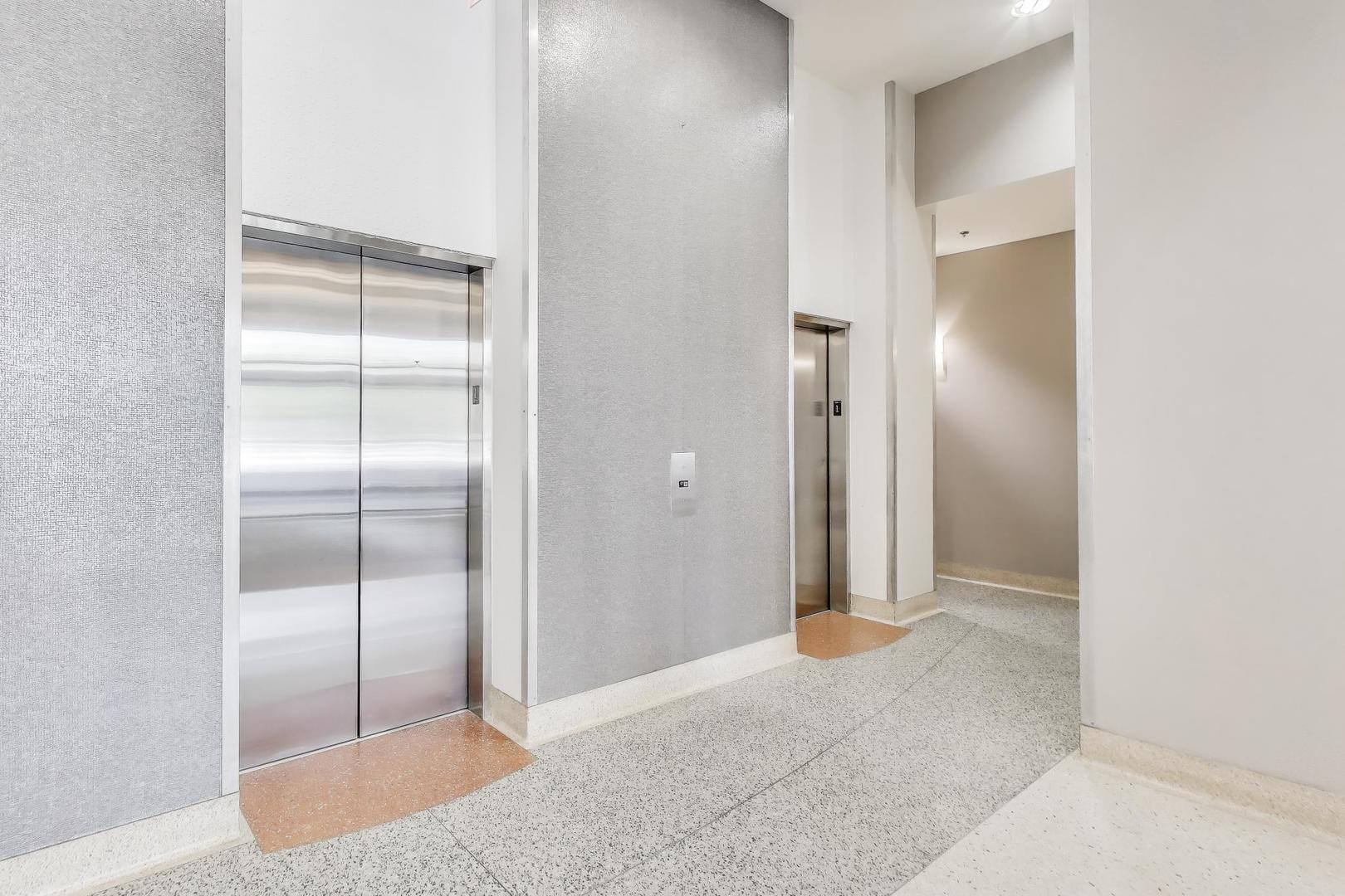 435 West Erie Street Chicago IL 60654