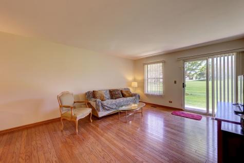 25 Coolidge Court Streamwood IL 60107