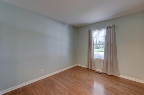 25 Coolidge Court Streamwood IL 60107