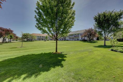 25 Coolidge Court Streamwood IL 60107
