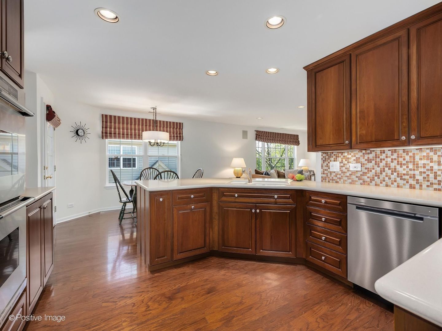 11025 Edgebrook Lane Indian Head Park IL 60525