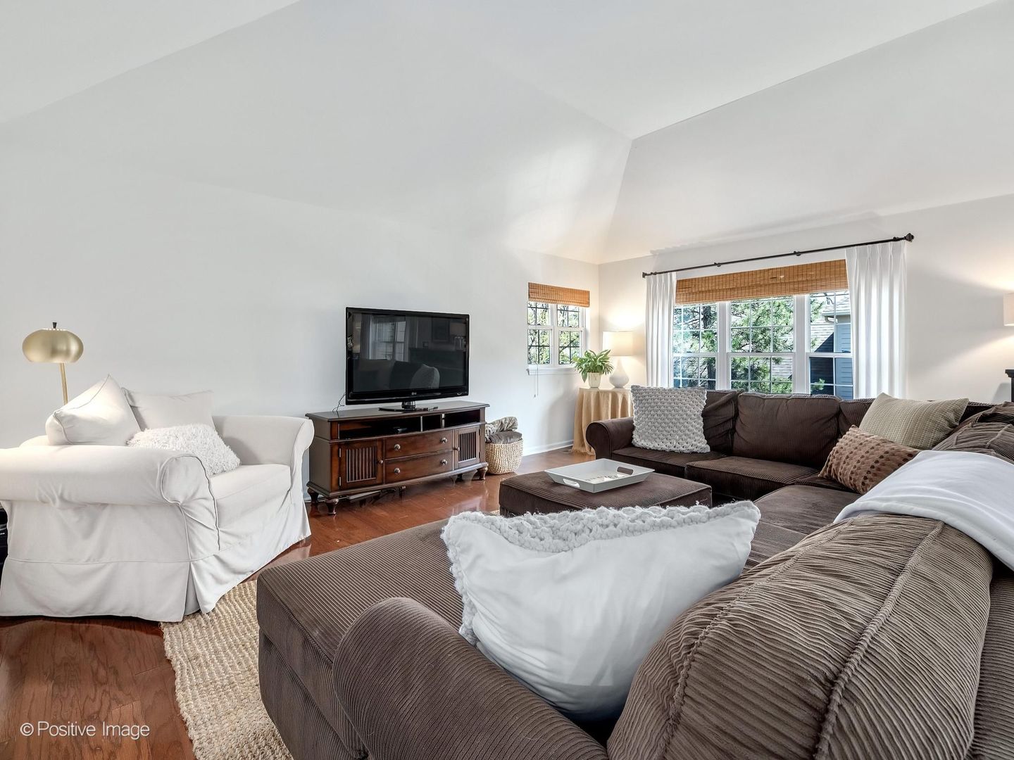 11025 Edgebrook Lane Indian Head Park IL 60525