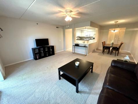 710 Creekside Drive Mount Prospect IL 60056