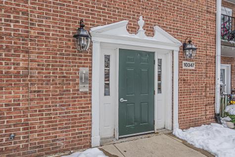 10347 Dearlove Road Glenview IL 60025