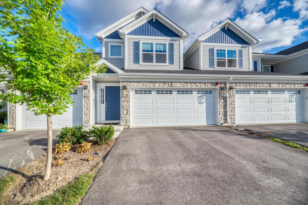 257 North Masters Drive Addison IL 60101