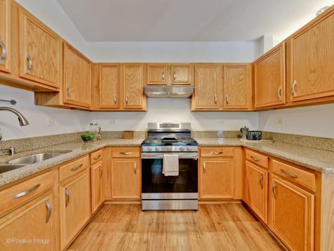 121 Commons Court Wheeling IL 60090