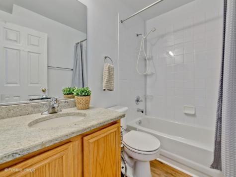 121 Commons Court Wheeling IL 60090