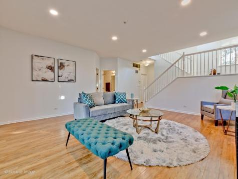 121 Commons Court Wheeling IL 60090
