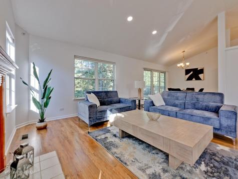 121 Commons Court Wheeling IL 60090