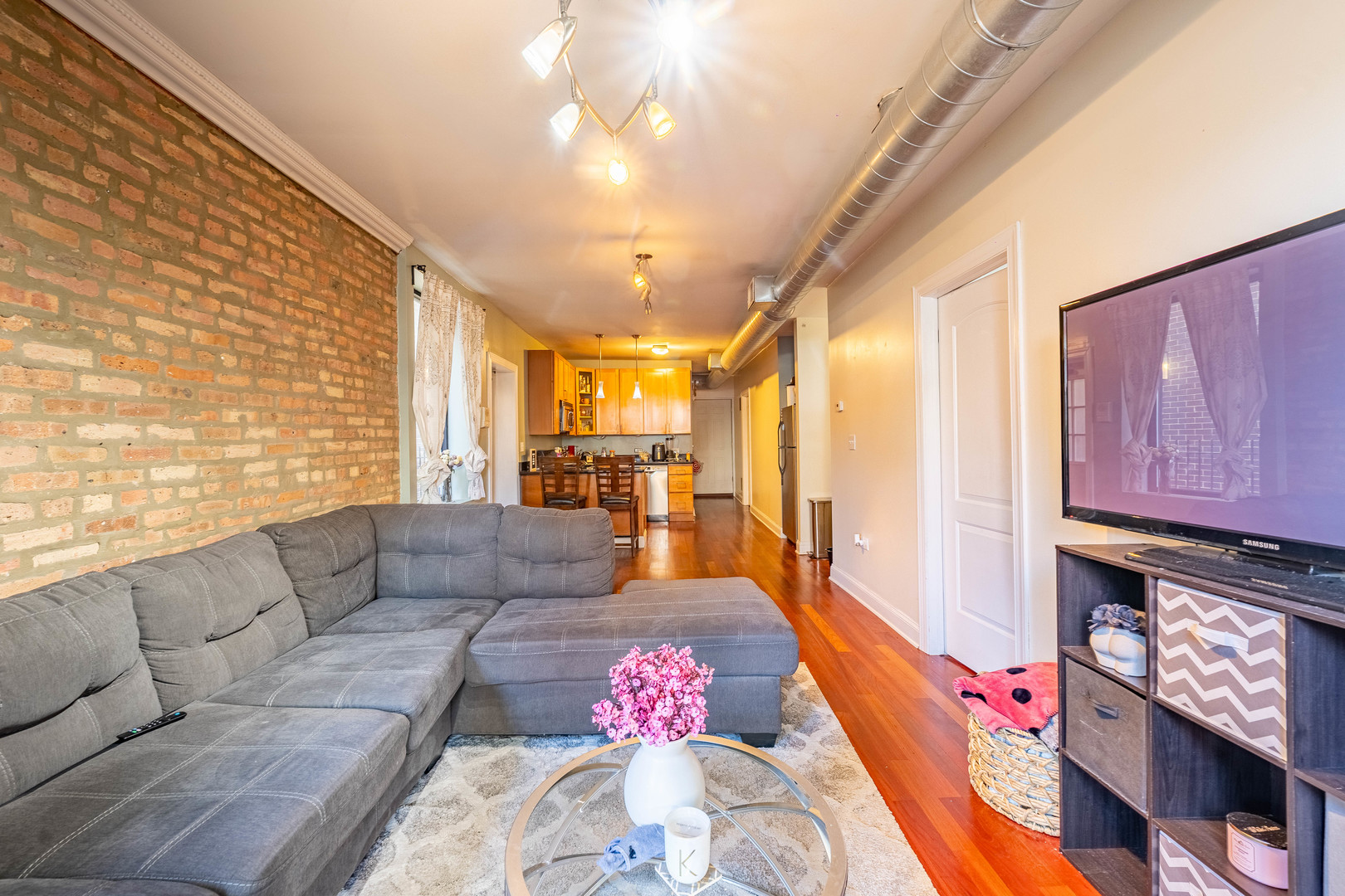2029 West Coulter Street Chicago IL 60608