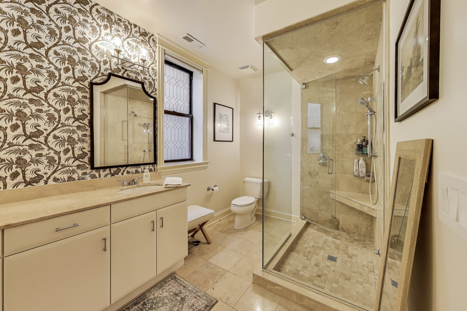 1420 West Belle Plaine Avenue Chicago IL 60613