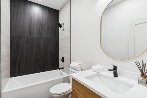 4208 South Calumet Avenue Chicago IL 60653