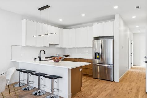 4208 South Calumet Avenue Chicago IL 60653