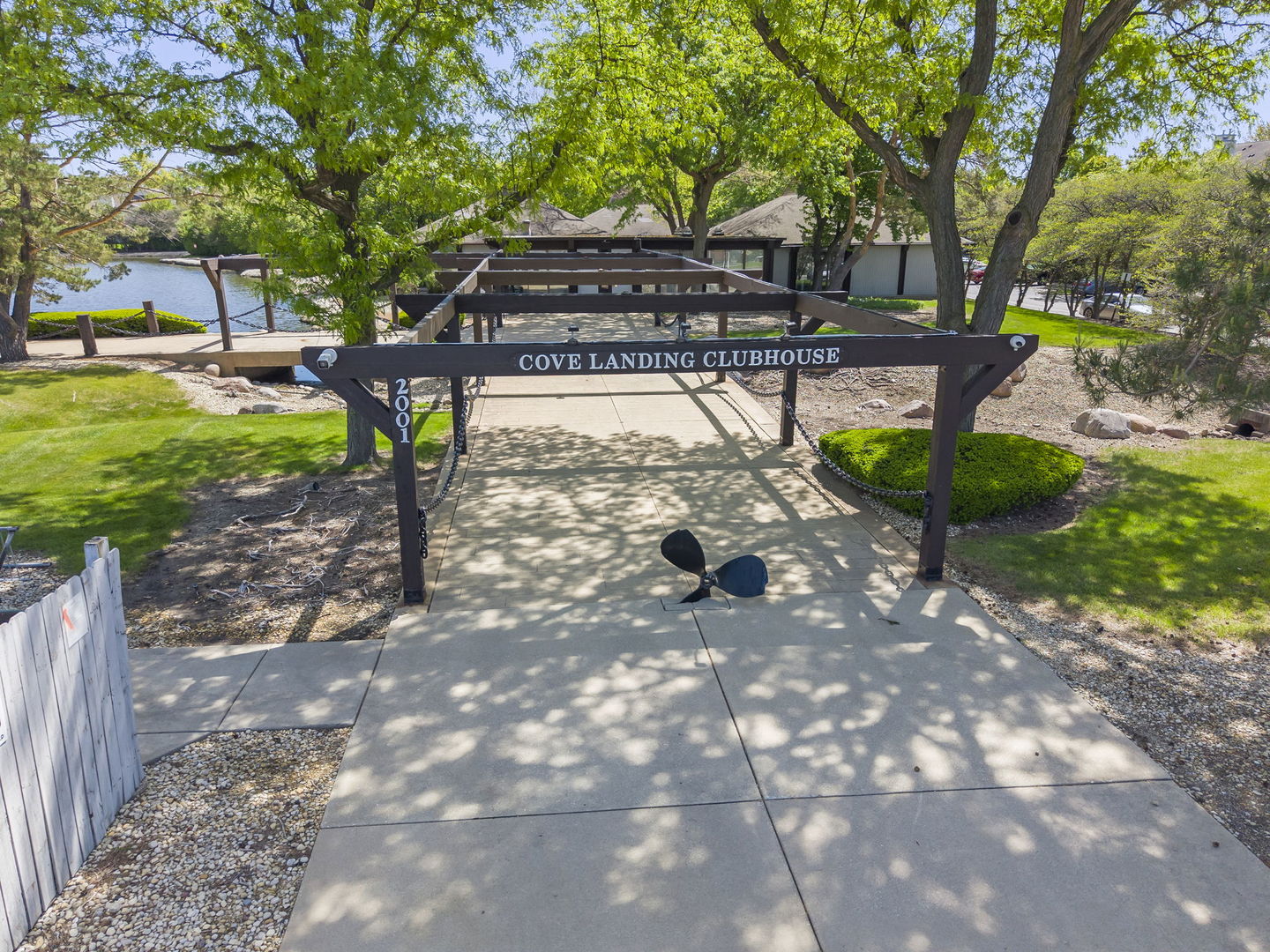 2005 South Finley Road Lombard IL 60148