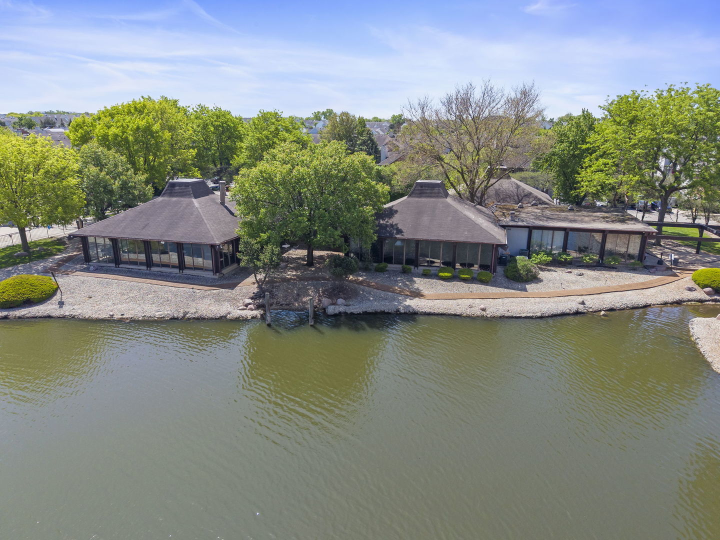 2005 South Finley Road Lombard IL 60148