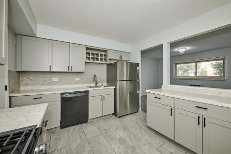 1320 Lore Lane Lombard IL 60148