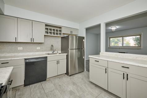 1320 Lore Lane Lombard IL 60148