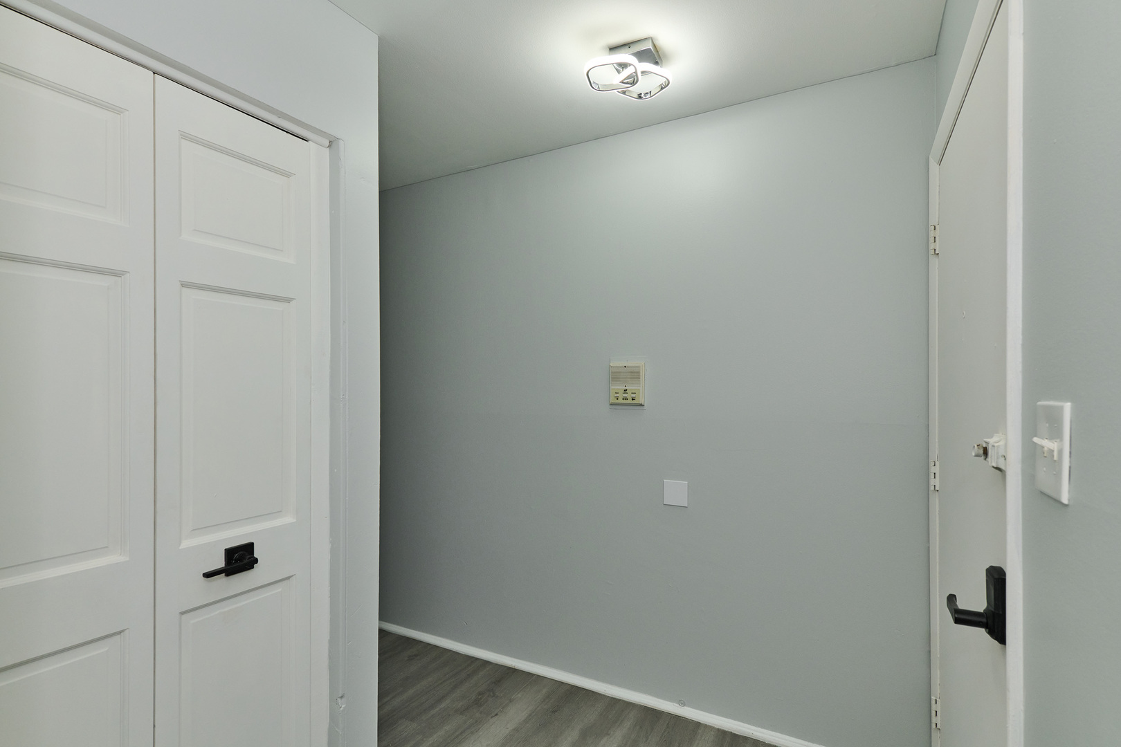 1320 Lore Lane Lombard IL 60148