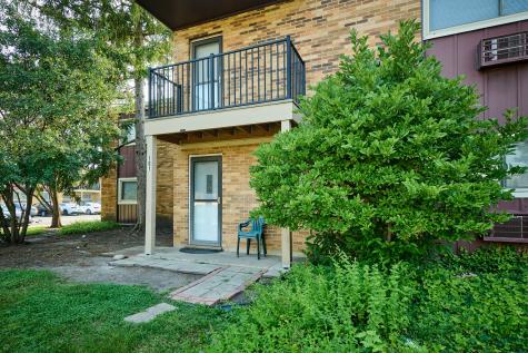 1320 Lore Lane Lombard IL 60148