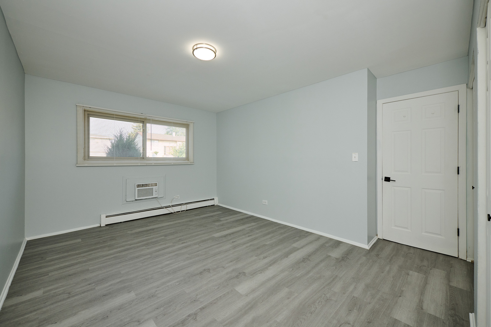 1320 Lore Lane Lombard IL 60148