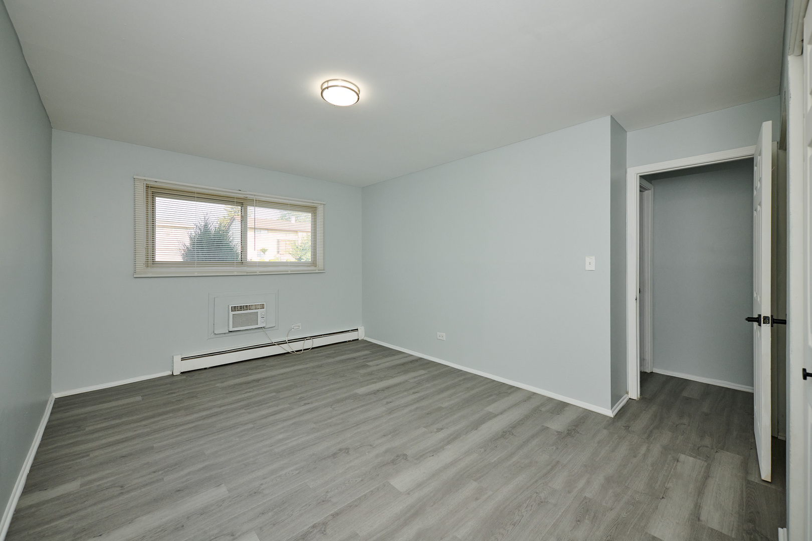 1320 Lore Lane Lombard IL 60148