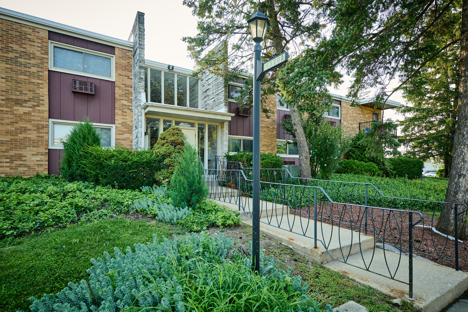 1320 Lore Lane Lombard IL 60148