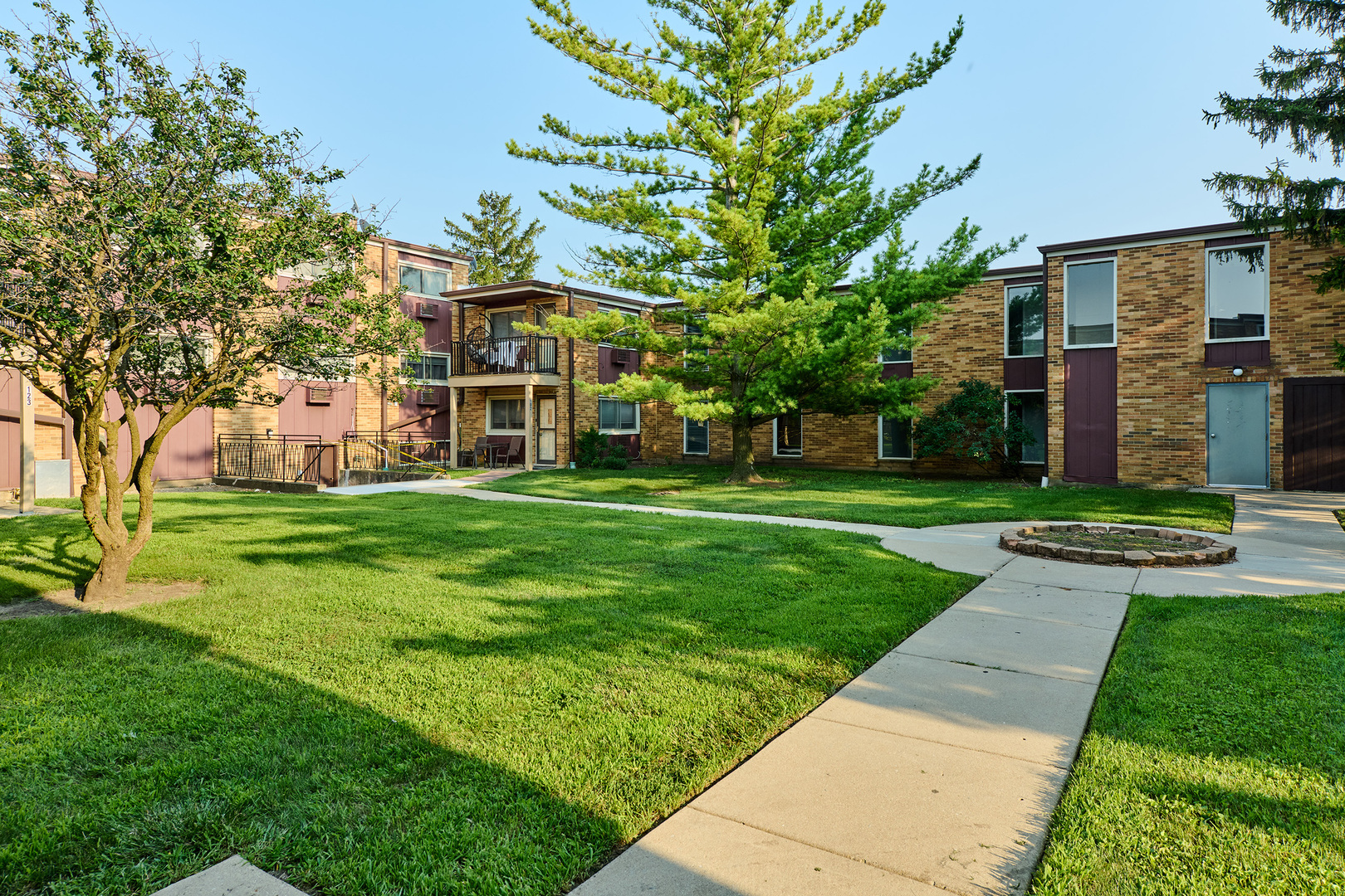 1320 Lore Lane Lombard IL 60148