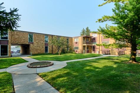 1320 Lore Lane Lombard IL 60148