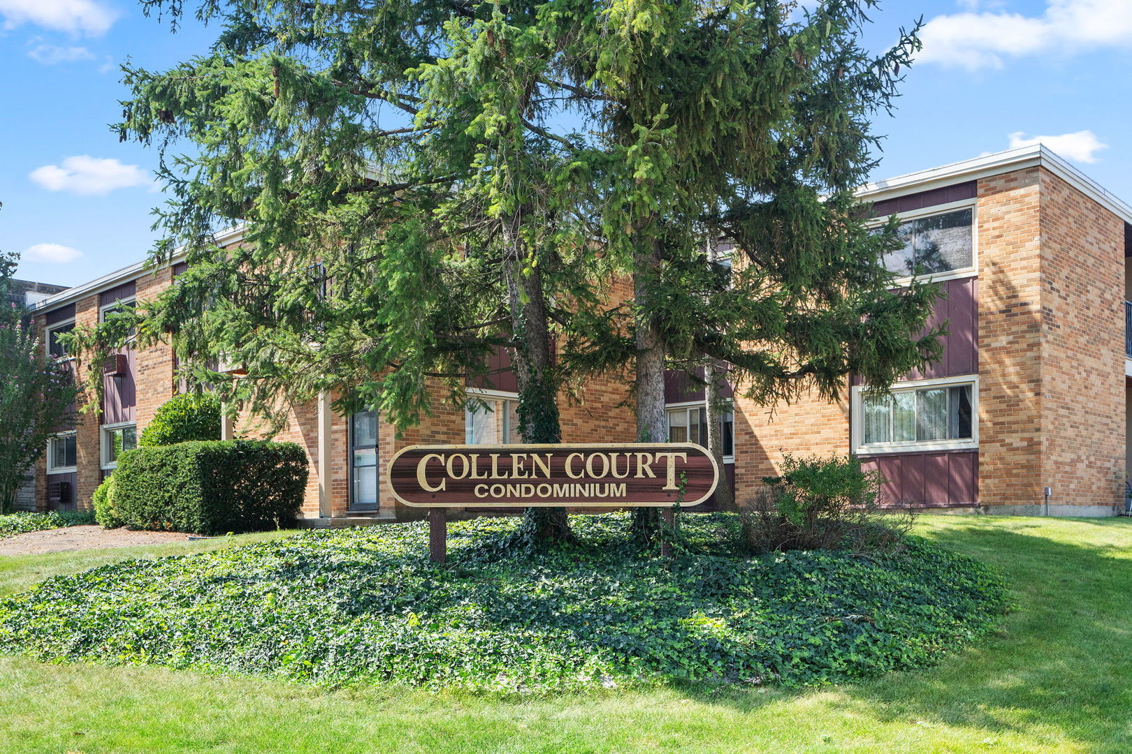 1320B Lore Lane Lombard IL 60148