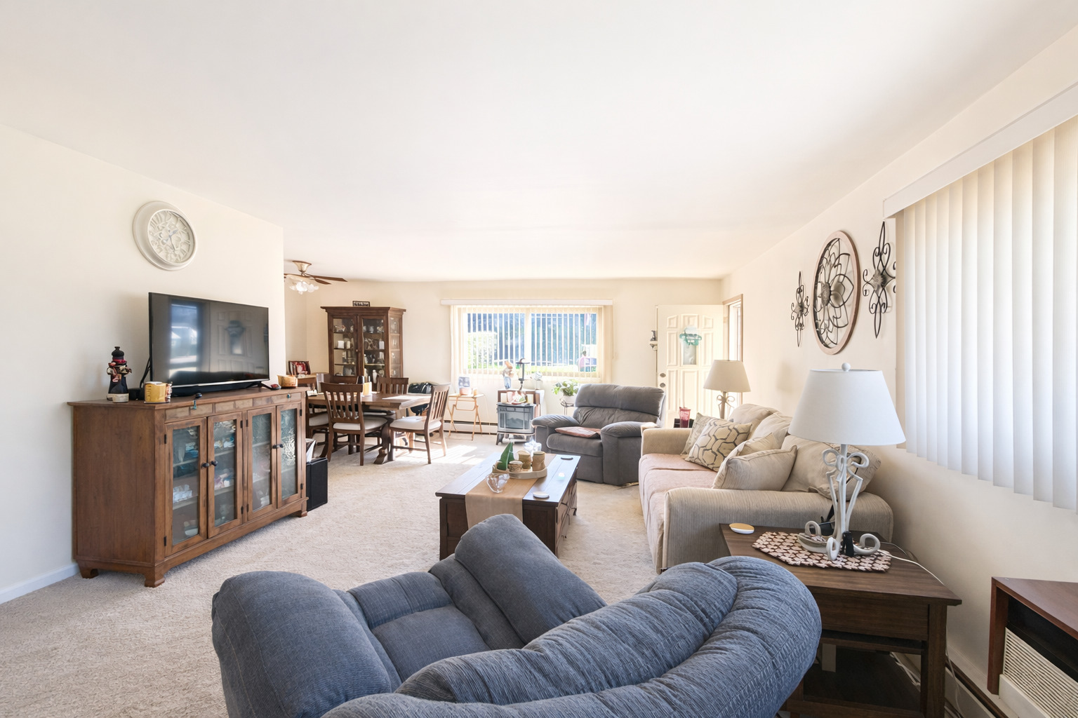 1320B Lore Lane Lombard IL 60148