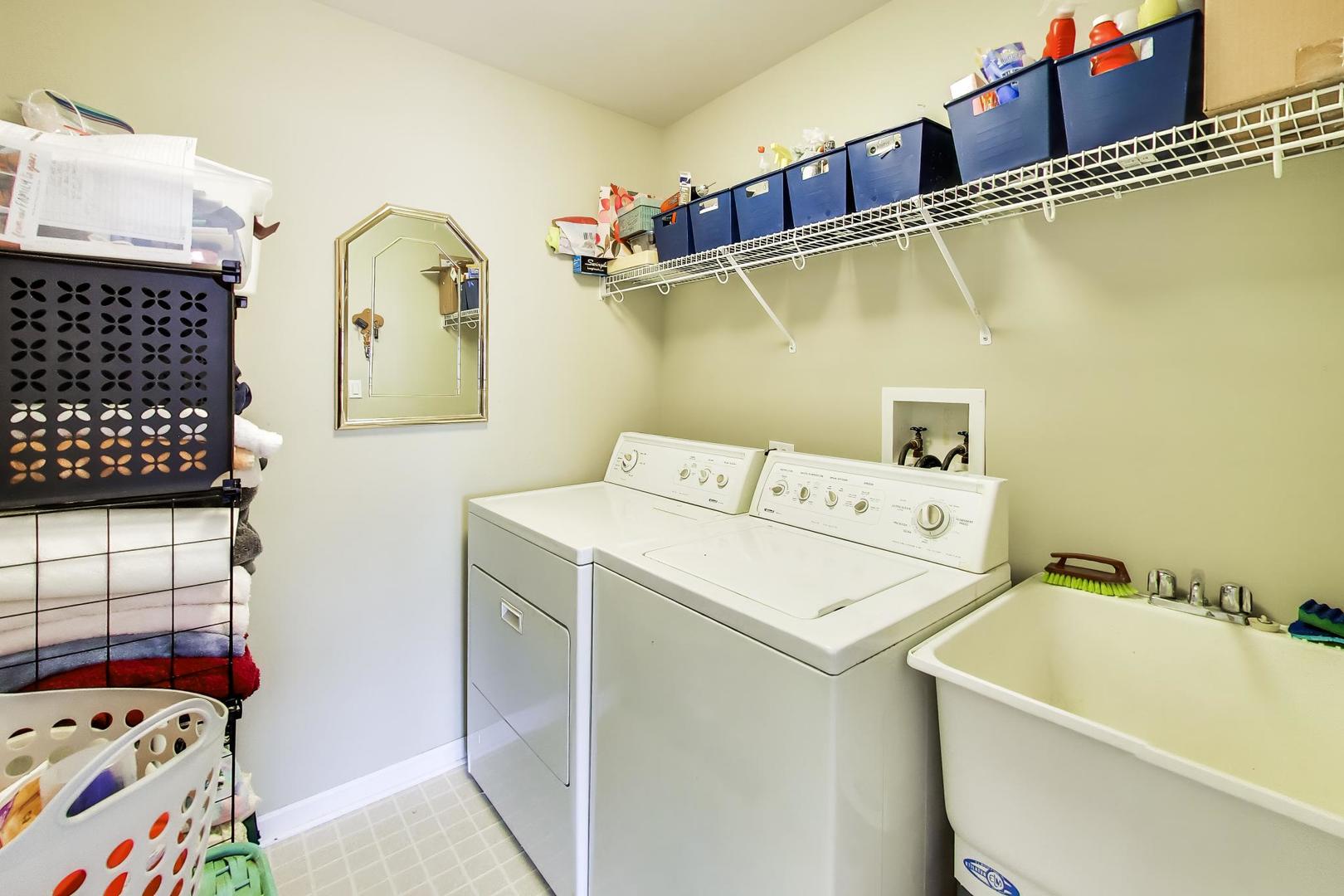 11171 Edgebrook Lane Indian Head Park IL 60525