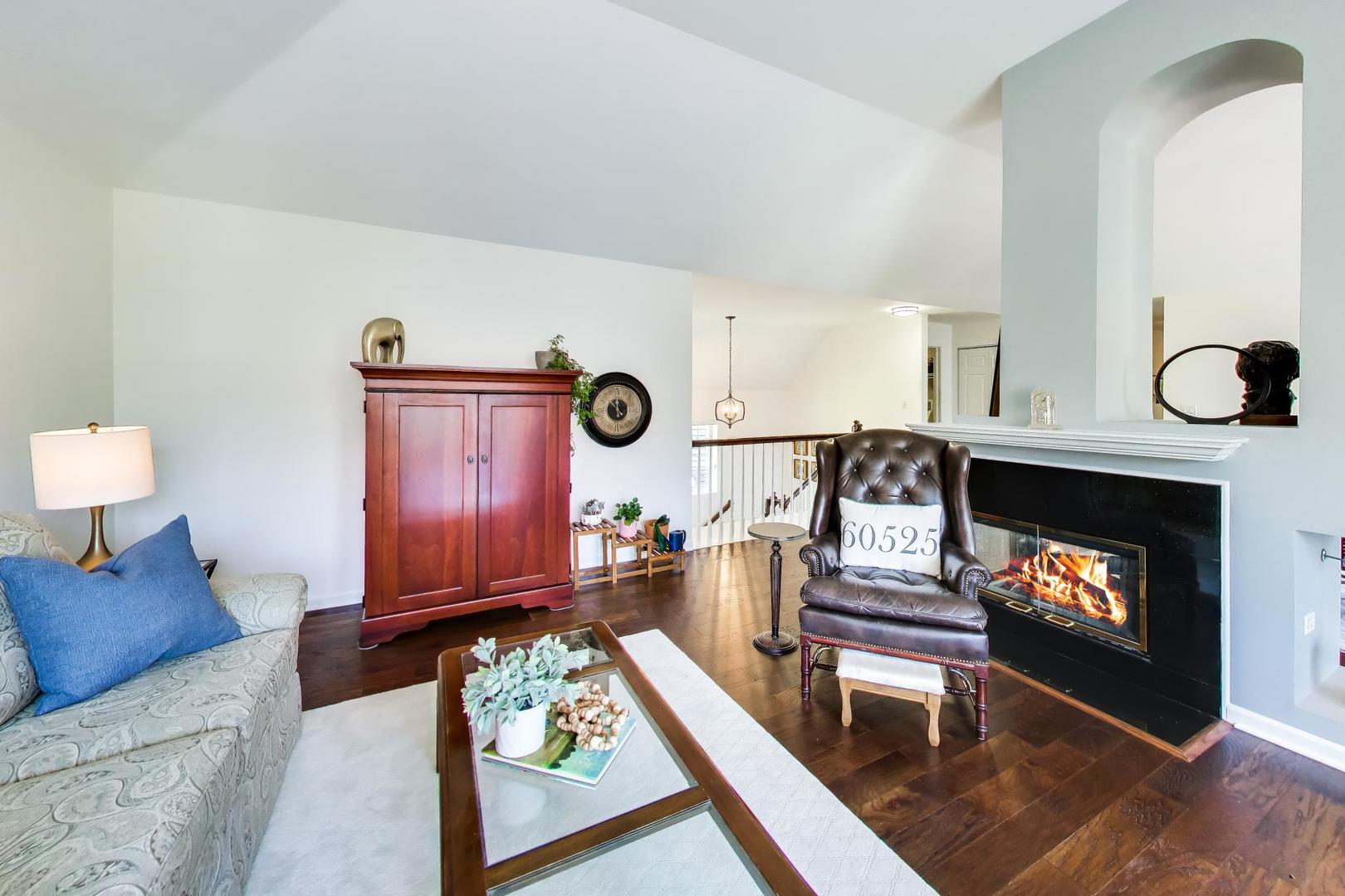 11171 Edgebrook Lane Indian Head Park IL 60525