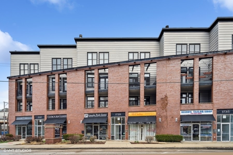 1739 North Clybourn Avenue Chicago IL 60614