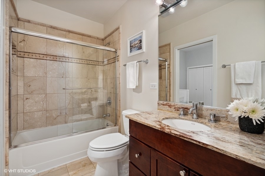 1739 North Clybourn Avenue Chicago IL 60614