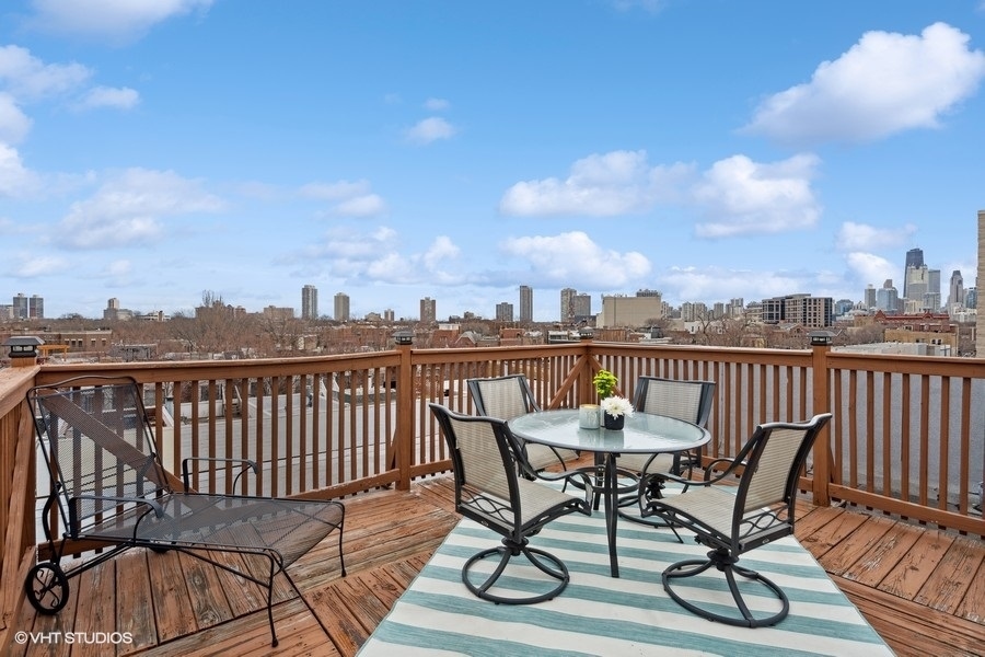 1739 North Clybourn Avenue Chicago IL 60614