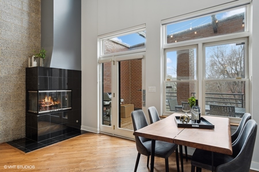 1739 North Clybourn Avenue Chicago IL 60614