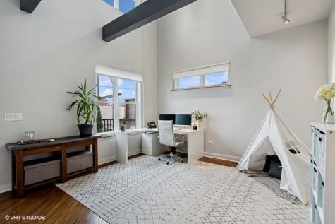 1739 North Clybourn Avenue Chicago IL 60614
